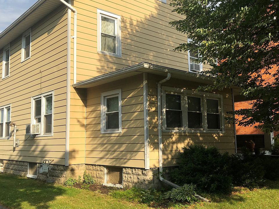 1st image of 317 Jefferson St