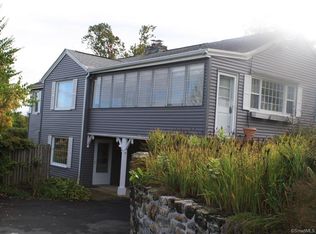 95 Clearview Dr, Brookfield, CT 06804