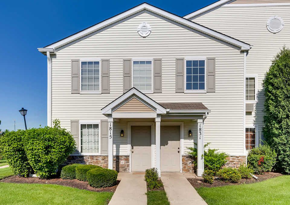 1st image of 1831 Silverstone Dr