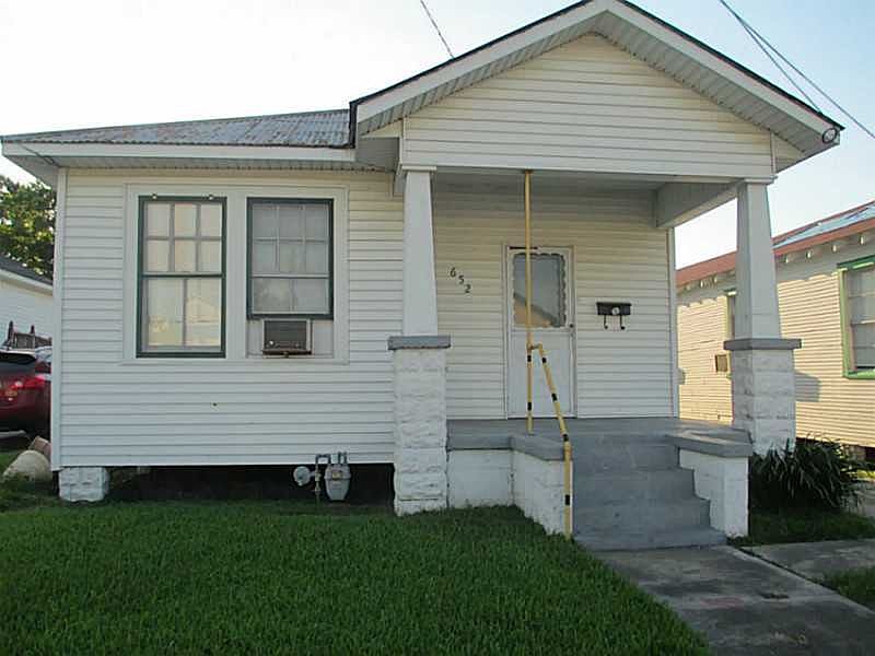 1st image of 652 Avenue F