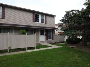 20408 Williamsburg Ct, Middleburg Heights, OH 44130
