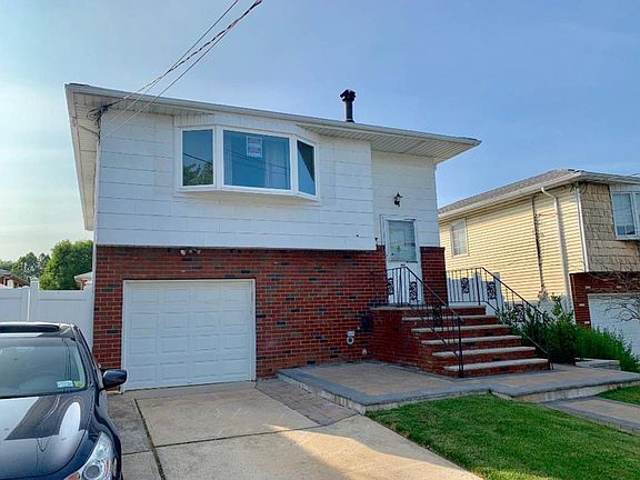 2nd image of 137 Durant Ave