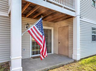 5265 Cricket Glen Ct APT B, Saint Louis, MO 63129