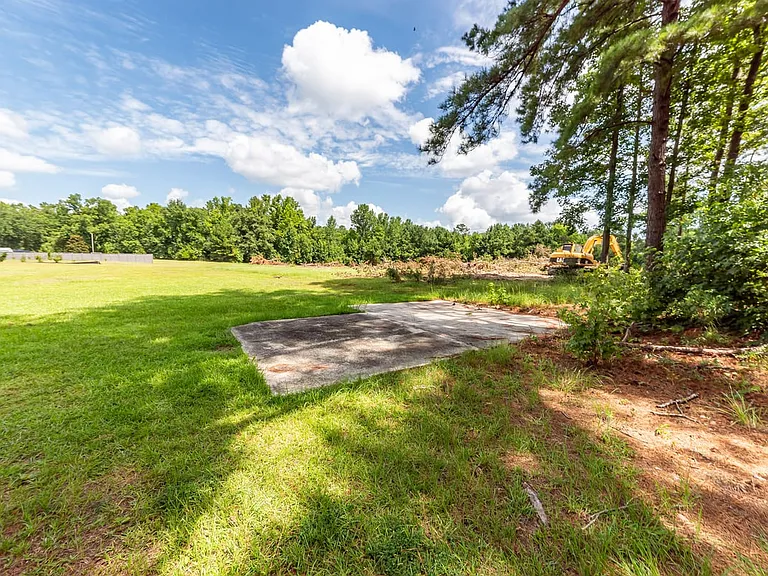2126 State Rd — Photo 47