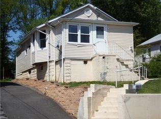 31 Henry St, Edison, NJ 08820