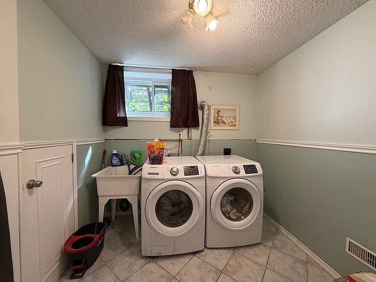 6 Hillcourt Dr — Photo 8