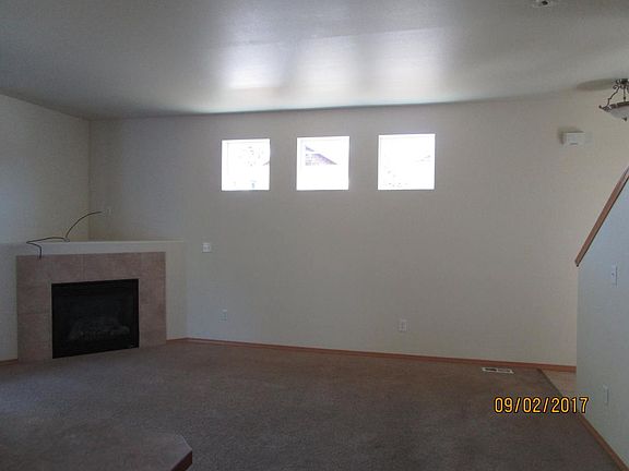 2nd image of 9621 189th Street Ct E