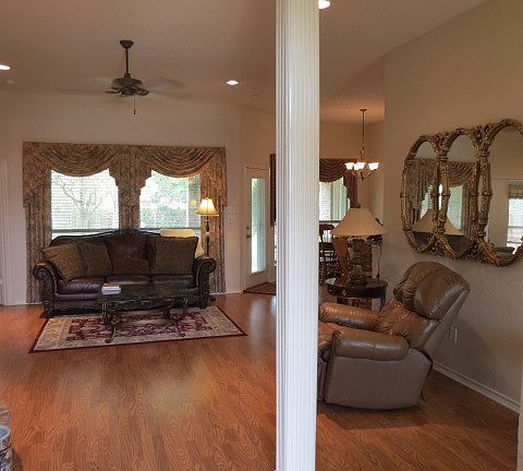4th image of 428 Nottingham Ct