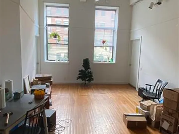 1020 Adams Street image 4 of 7