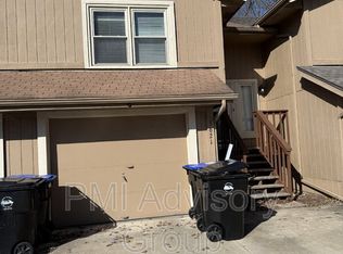3621 SW Eveningside Dr, Topeka, KS 66614