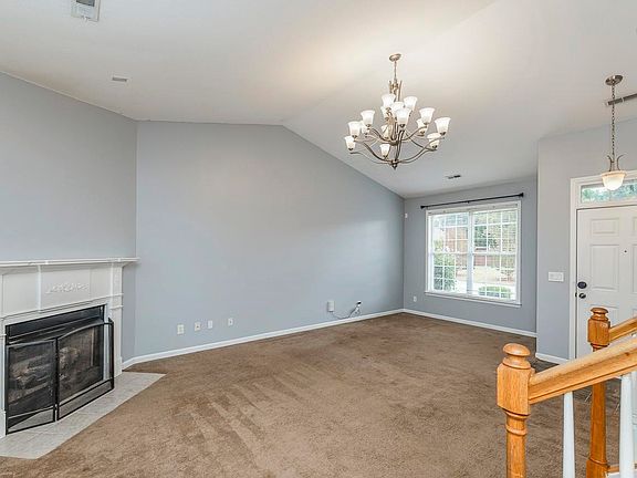 5th image of 431 Melbourne Ln