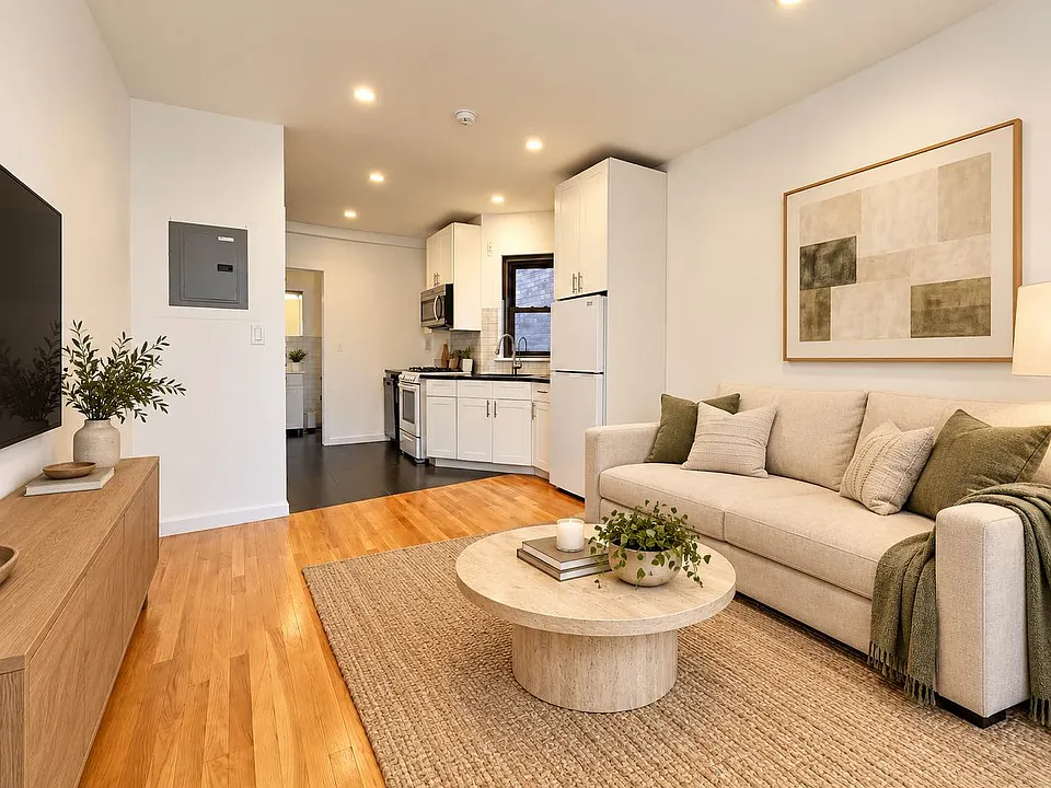 43 Mott St #2