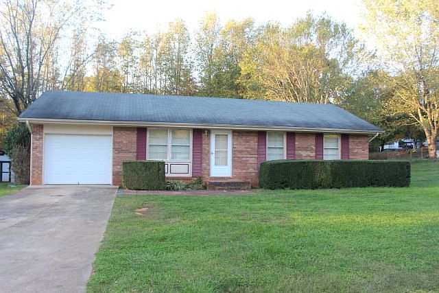 1st image of 348 Crystal Dr