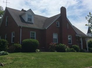 105 N High St, Salem, IN 47167
