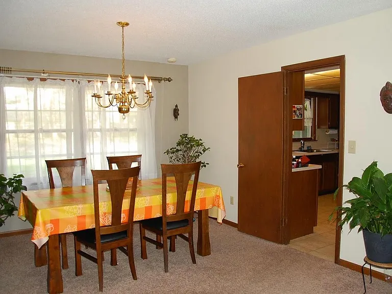 2208 Wyld Dr — Photo 14