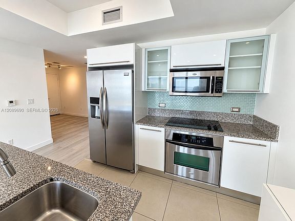 3rd image of 888 Biscayne Blvd APT 3306