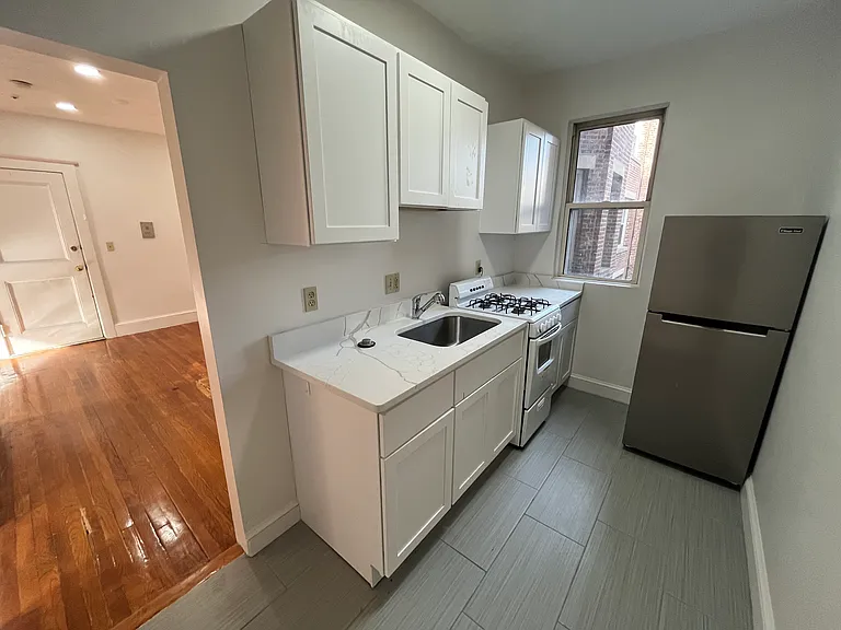 11 Scottfield Rd #5 — Photo 9