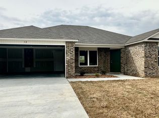 12 Curly Leaf Ln, Conway, AR 72032