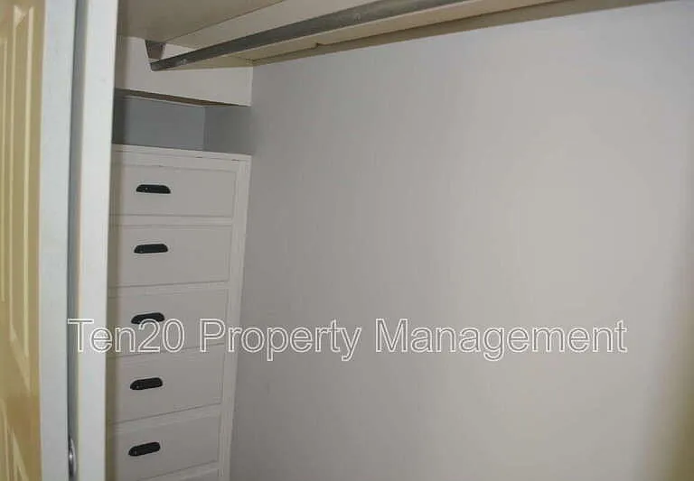 1815 Marilon Dr — Photo 16