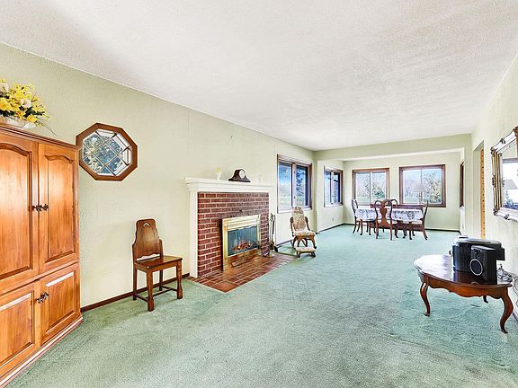 3rd image of 3486 Orvold Park Dr