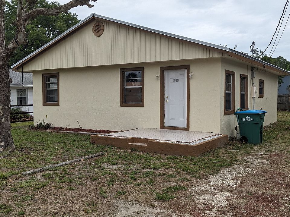 1st image of 909 Hibiscus Ave