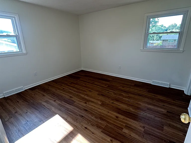 1305 Northcutt Dr — Photo 9