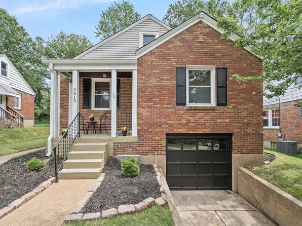 9019 McNulty Dr, Saint Louis, MO 63114