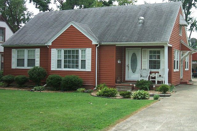1st image of 1730 Cherokee Dr