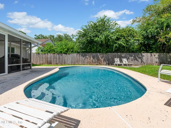 7260 EAGLES PERCH Drive, Jacksonville, FL 32244