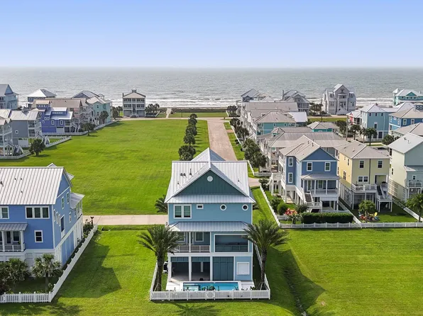 11434 Starfish Ln, Galveston, TX 77554