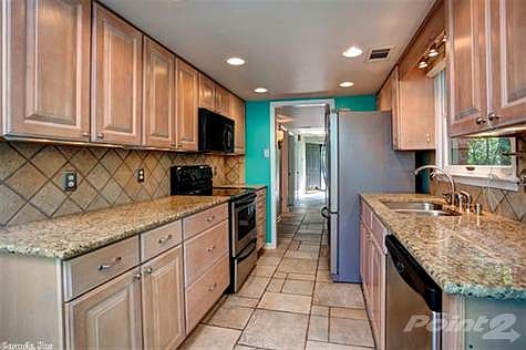 4th image of 2200 Andover Ct APT 101