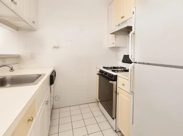 119 Cottonwood Street image 6 of 15