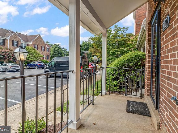2nd image of 2122 Dominion Heights Ct