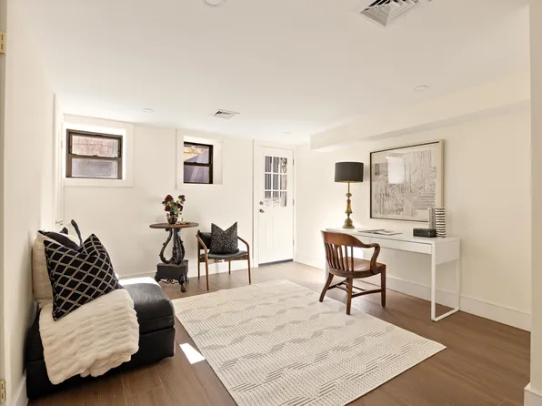 388 Fenimore Street image 12 of 19