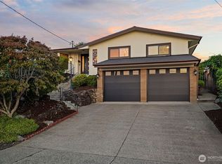 1871 N Skyline Drive, Tacoma, WA 98406
