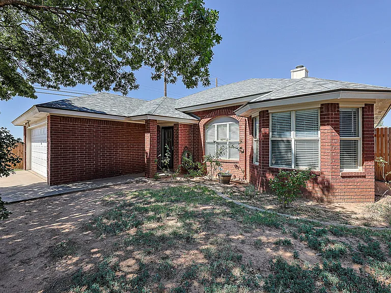 9708 Aberdeen Ave — Photo 2