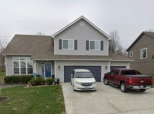9708 N Highland Ter, Kansas City, MO 64155