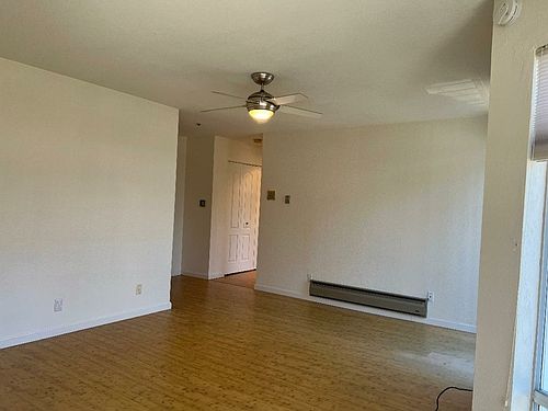 4th image of 722 Lombard St APT 1