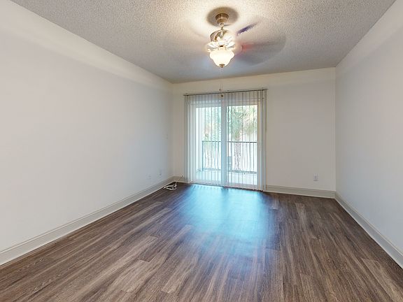 2nd image of 6237 S Manhattan Ave APT 79
