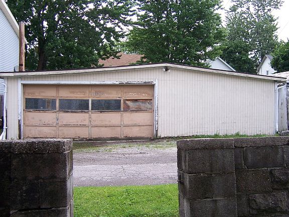 4th image of 229 S Seffner Ave