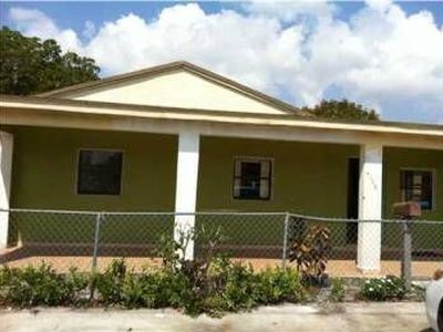 4288 E 10th Ave, Hialeah, FL, 33013