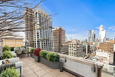 Rented by Isaacs Ganz Real Estate