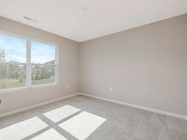 5589 Callaway Dr — Photo 22