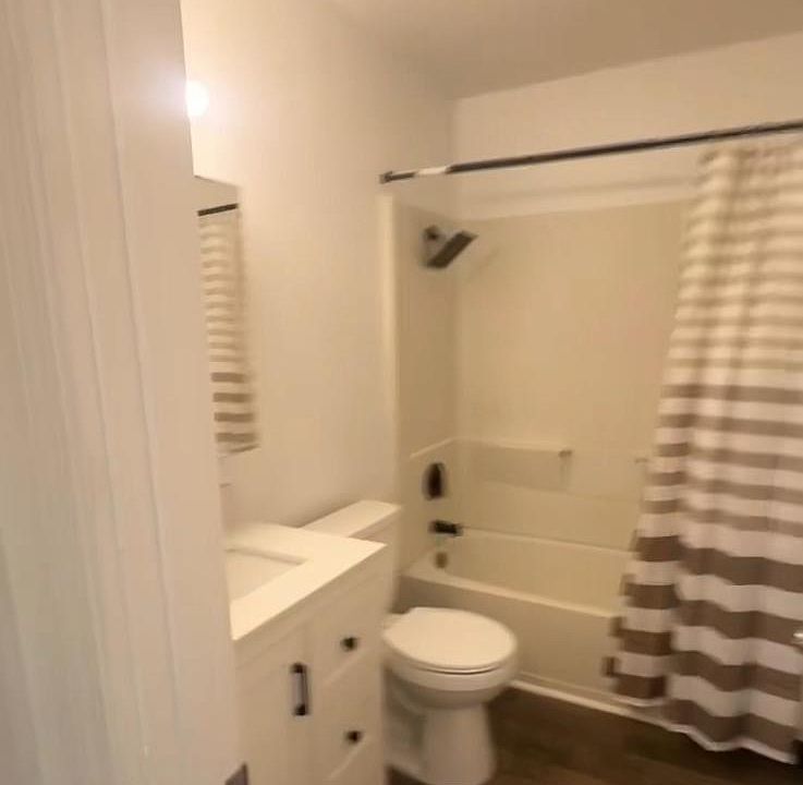 Unit Photo