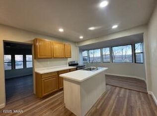 590 S 2nd St W, Saint Johns, AZ 85936