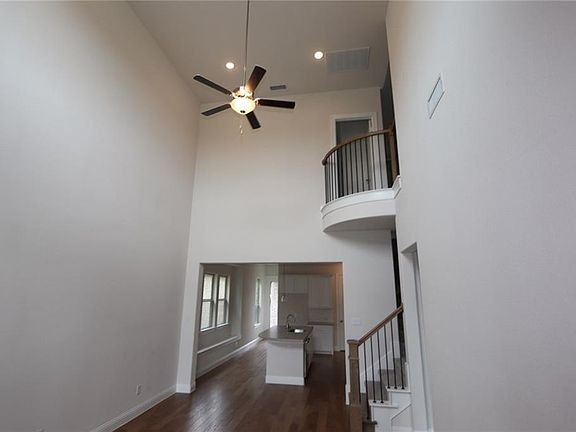3rd image of 12590 Murray Ln