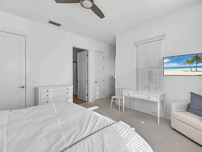 14835 Dockside Ln — Photo 29