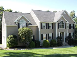 60 Highridge Rd, Bellingham, MA 02019