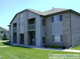 W169S7609 Gregory Dr, Muskego, WI 53150