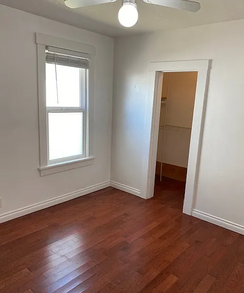 302A Van Trump Ave NE #A — Photo 12